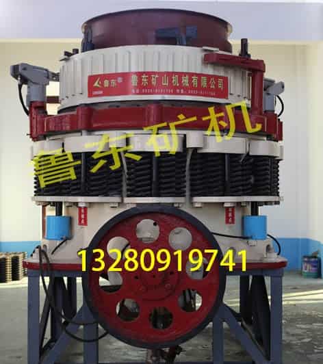 龙工工程机械领航黑龙江，助力区域经济腾飞
